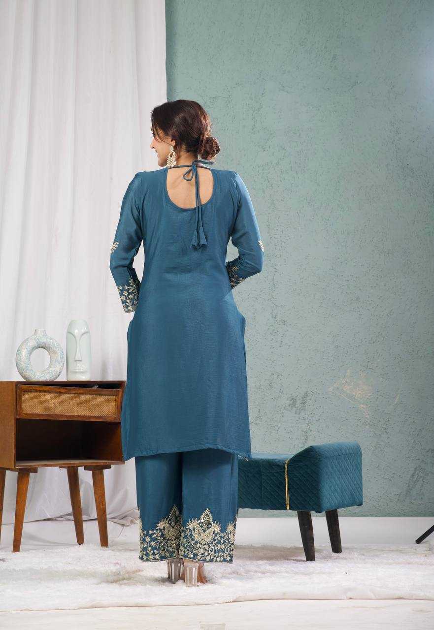 Chinon Silk Suit (Peacock Blue) UNV-ST-004
