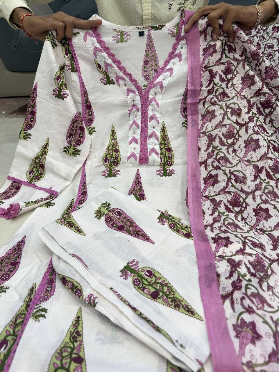 Cotton Printed Suit (Pink) UNV-ST-021
