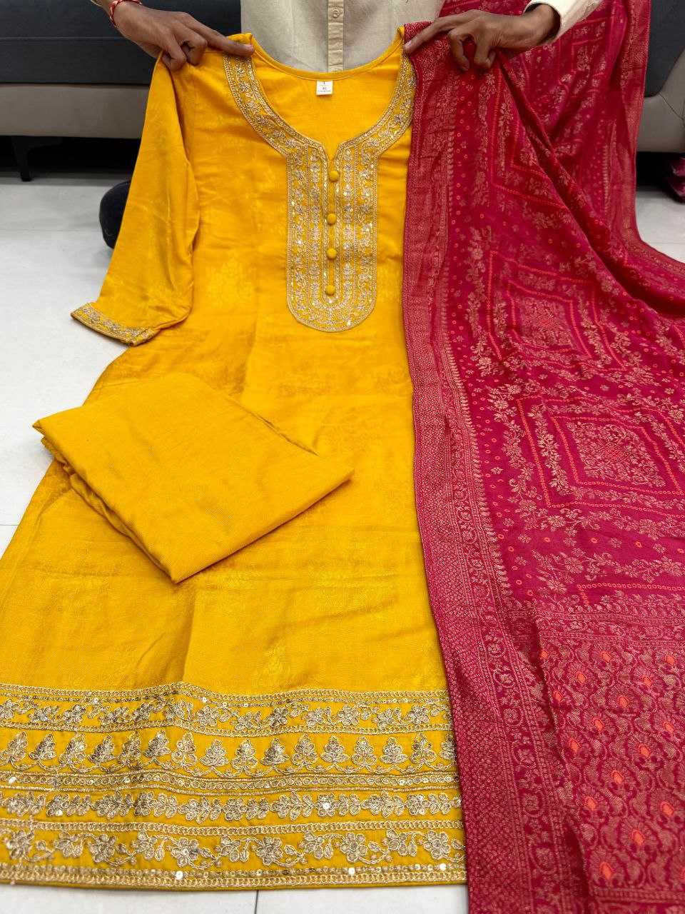 Banarasi Soft Silk Zari Haldi suit UNV-ST-036
