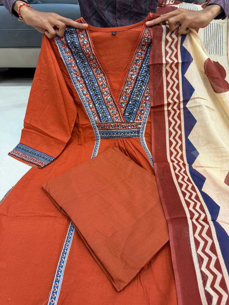 Cotton Jasood Suit UNV-ST-040