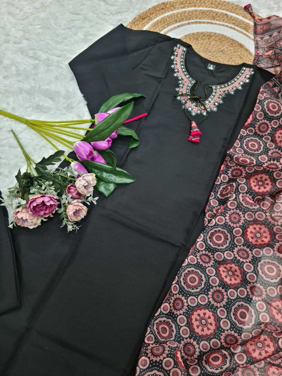 Viscose Chanderi Suit UNV-ST-048