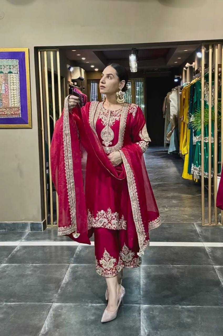 Chinon Silk Suit (Maroon) UNV-ST-004