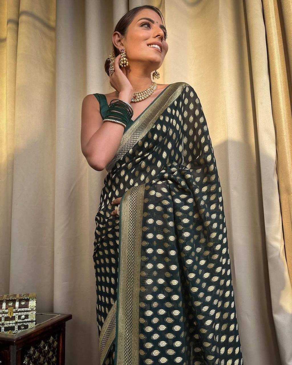 Banarasi Lichi Silk saree (Green) UNV-SR-021