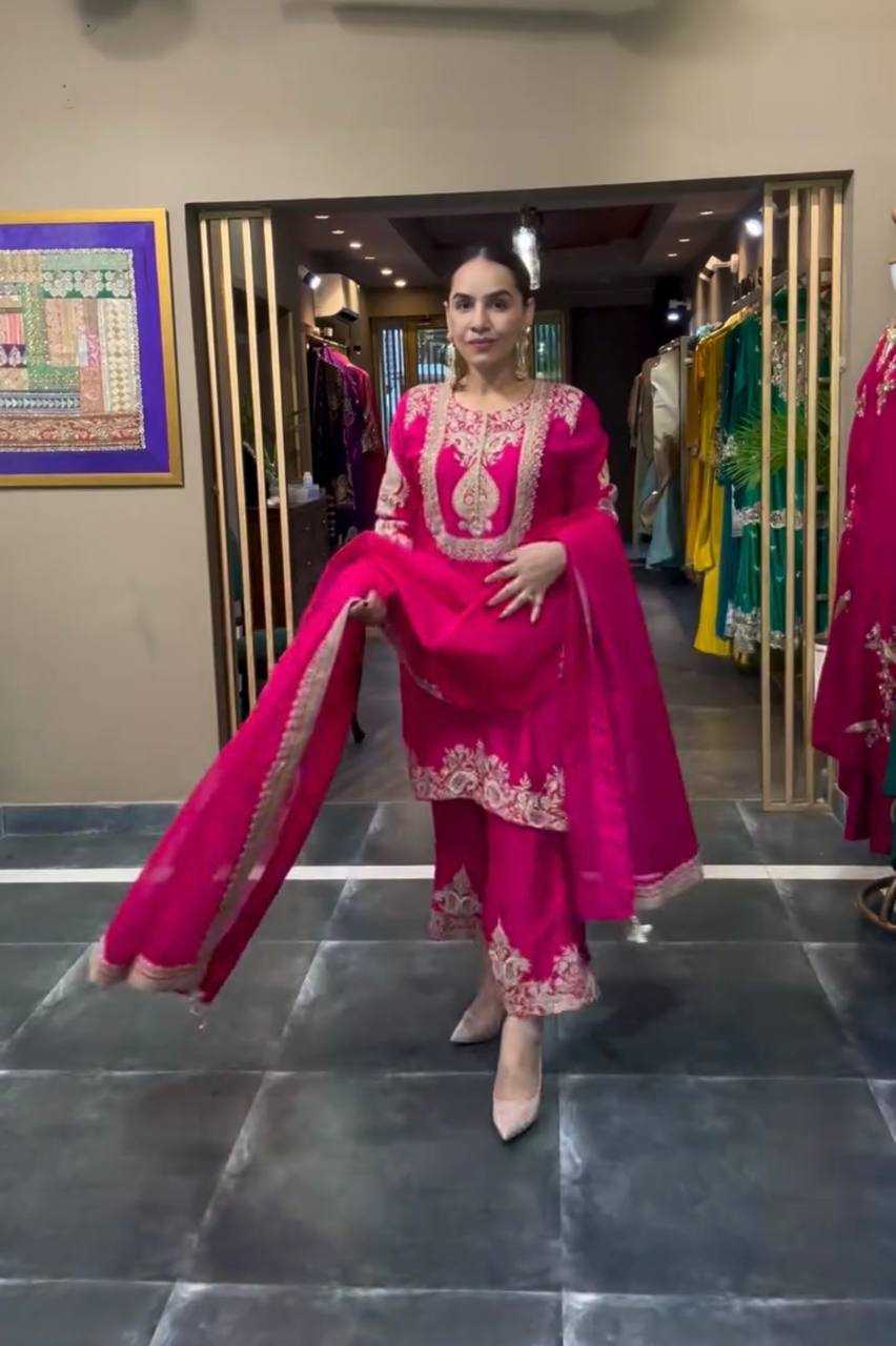 Chinon Silk Suit (Rani) UNV-ST-004