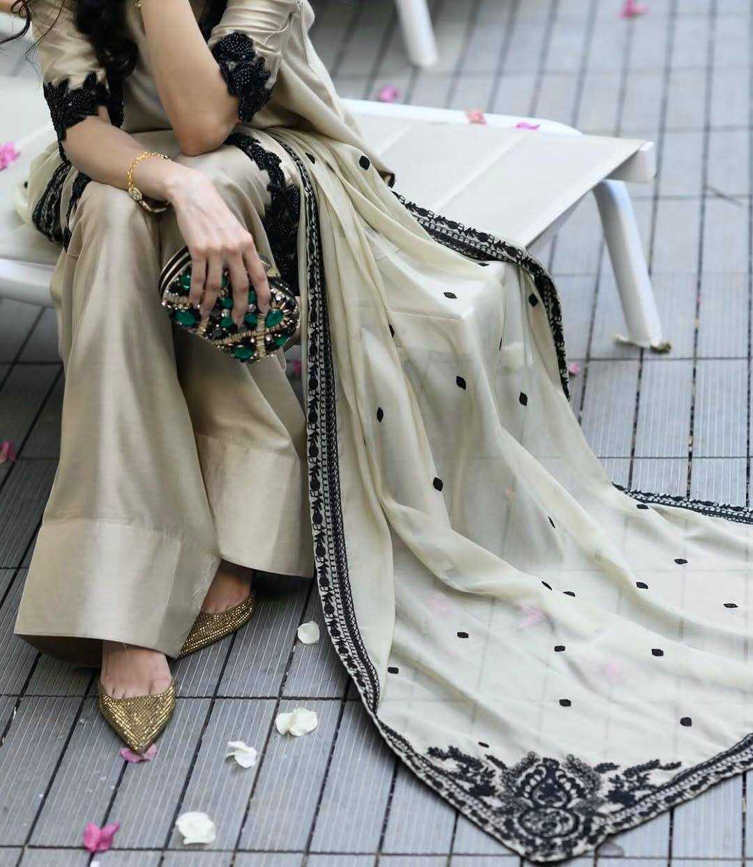 Georgette Embroidered Suit UNV-ST-045