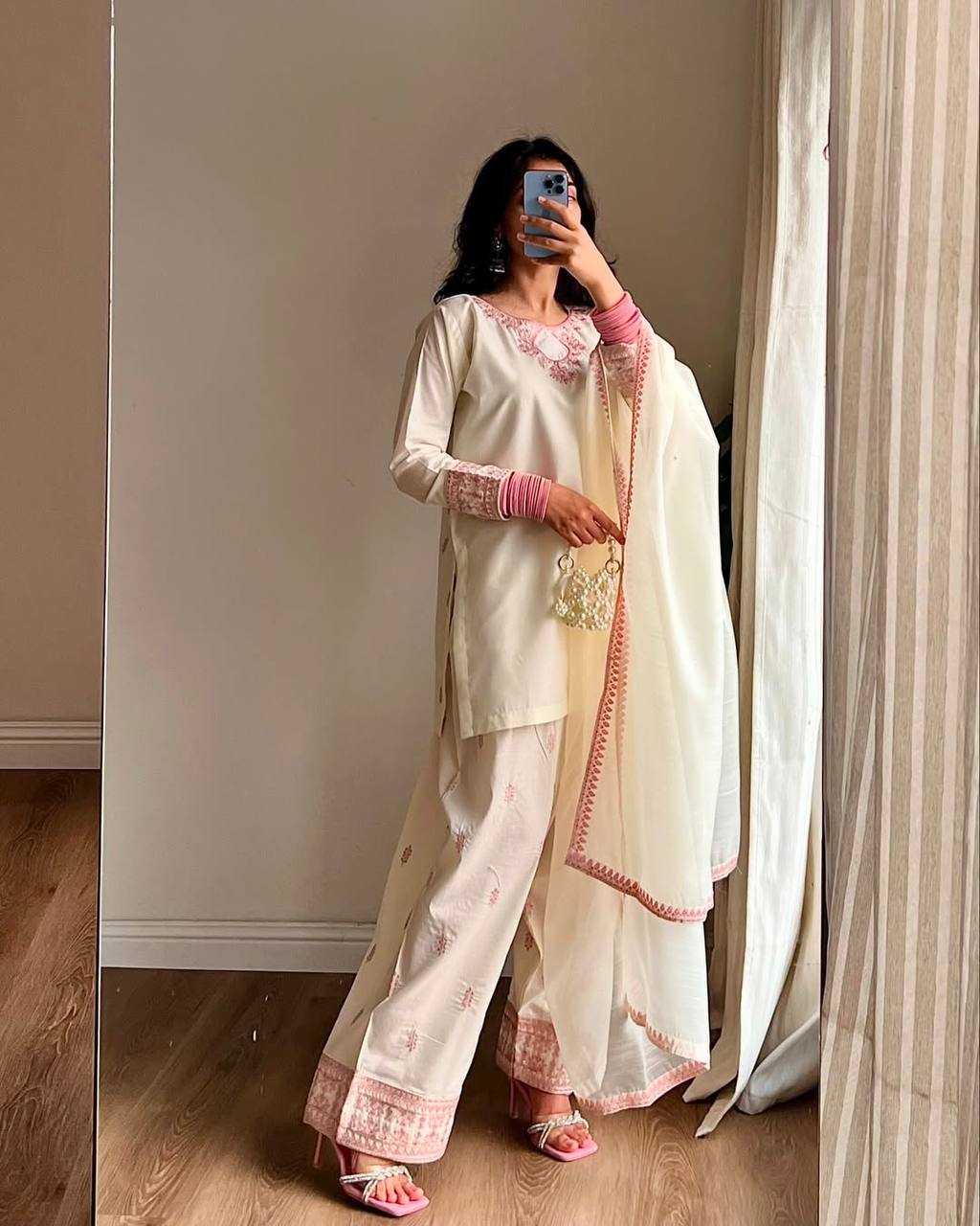 Reyon Embroidered Suit UNV-ST-049