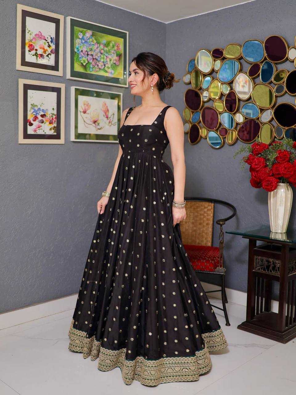 Silk Embroidered Anarkali Sleeveless Suit UNV-ST-025