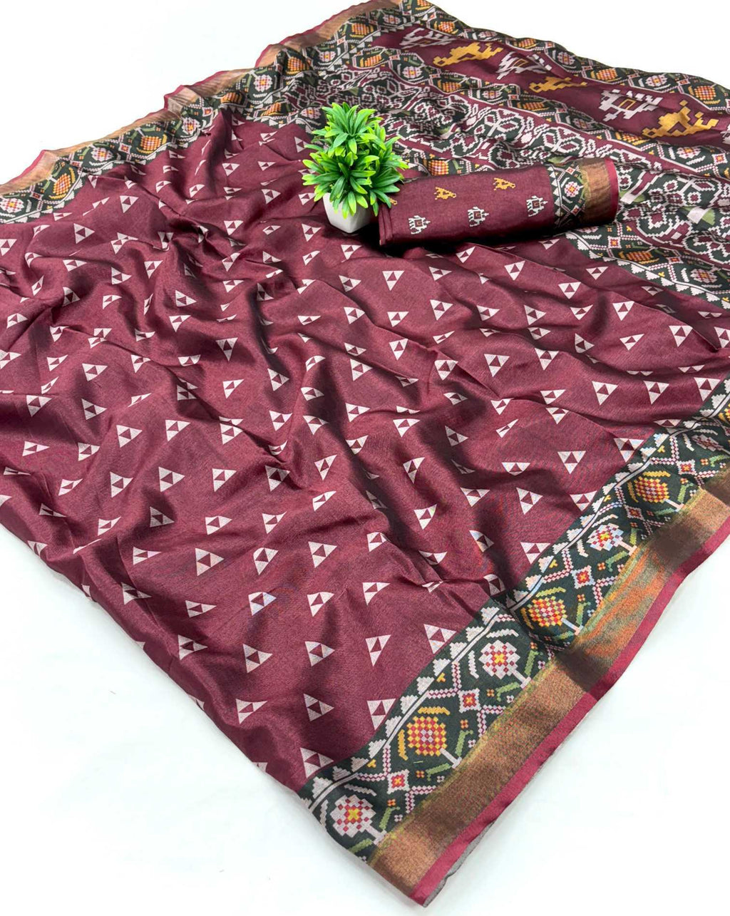 Printed Mulmul Cotton Saree (Maroon) UNV-SR-007