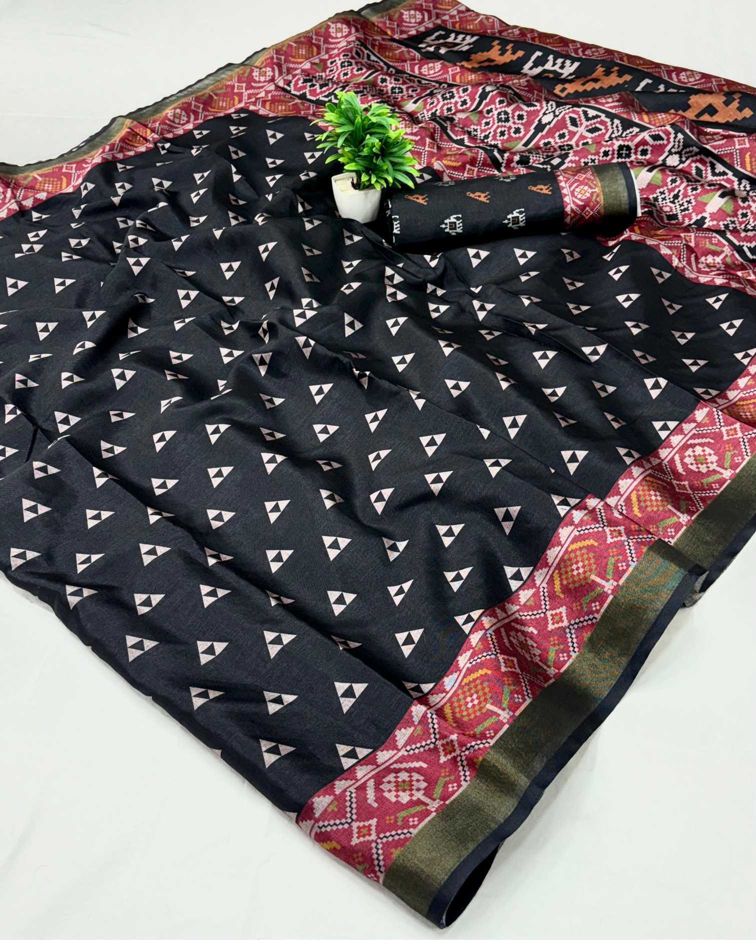 Printed Mulmul Cotton Saree (Black) UNV-SR-007