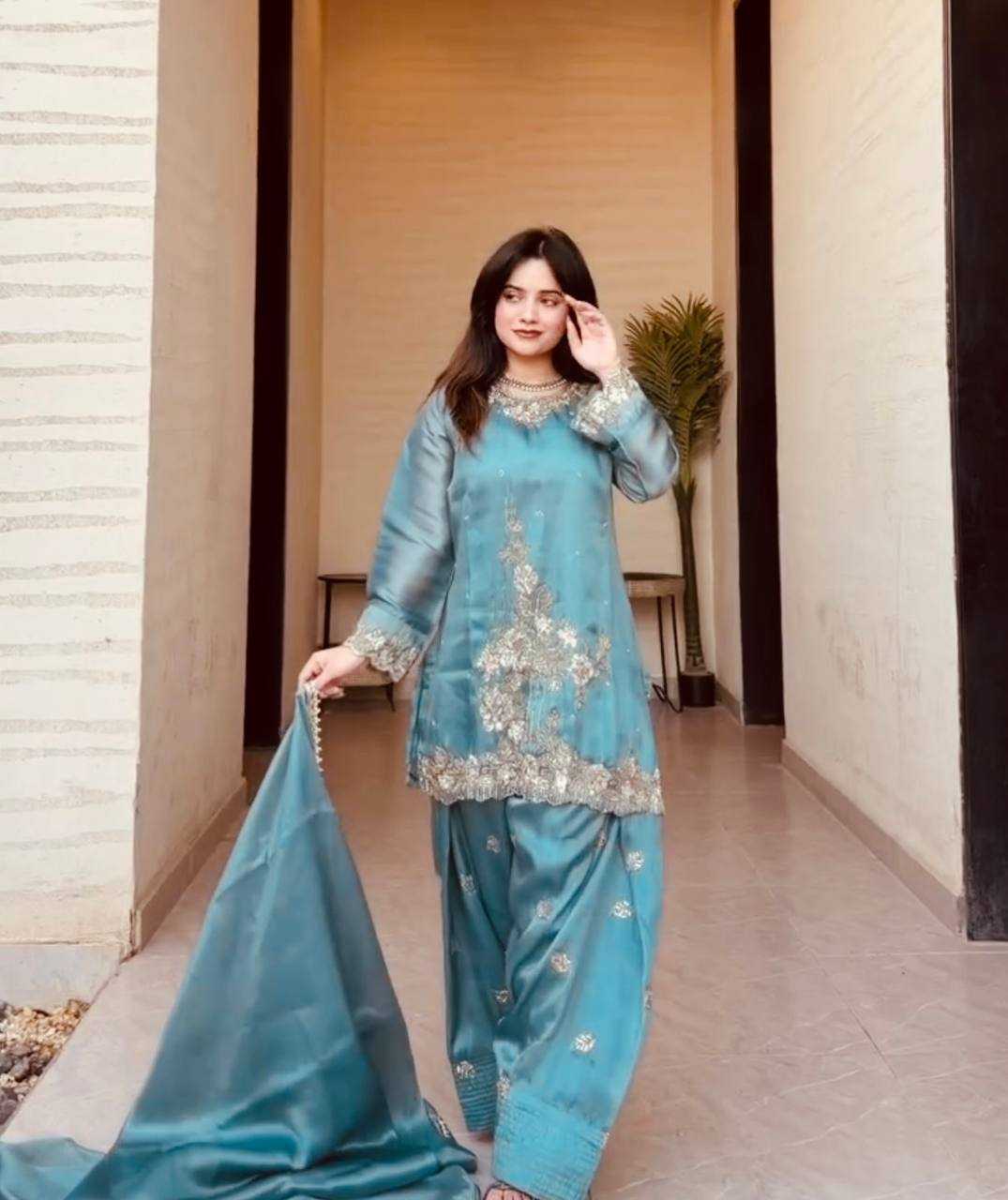 Party Wear Embroidered Designer suit UNV-ST-002